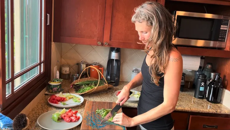 How to Tell Emotional Hunger from Physical Hunger — Zen Odyssey post by Chandra Zas