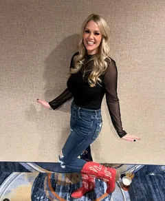Nicole — 44 lbs Lost · Anxiety Released · Body Wisdom · Self-Coaching | Coaching client of Chandra Zas